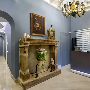 Πανσιόν Gcf Luxury Suites,