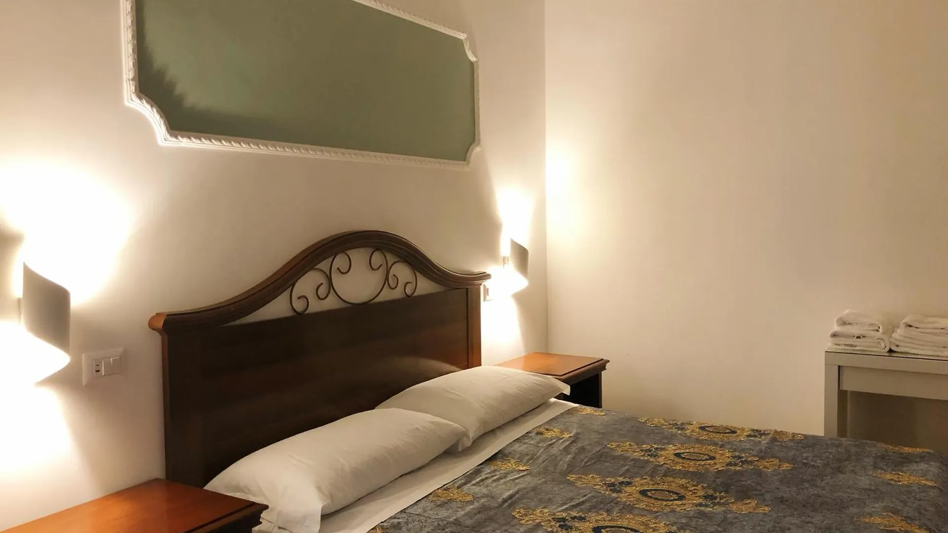 Hostel Cosmos Rome Guest house